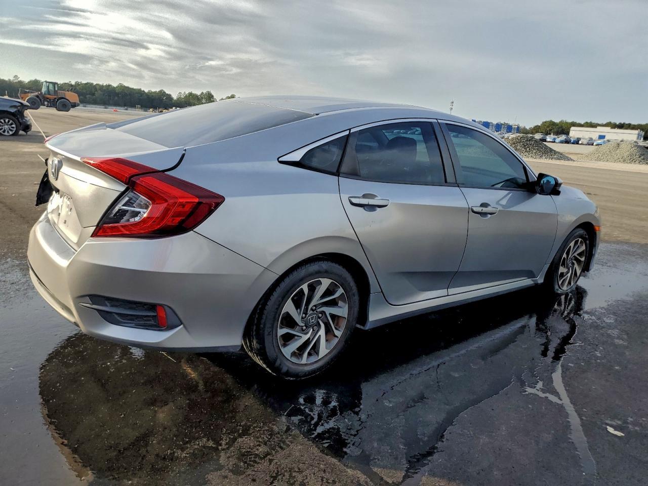 2016 Honda Civic Ex - Image 3