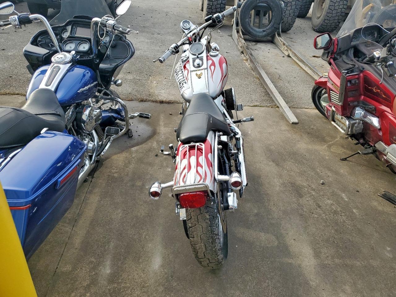 2004 Harley-Davidson Fxsti - Фото 4
