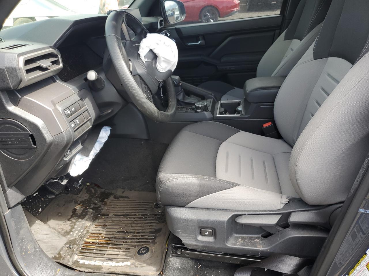 2024 Toyota Tacoma Double Cab - Image 7