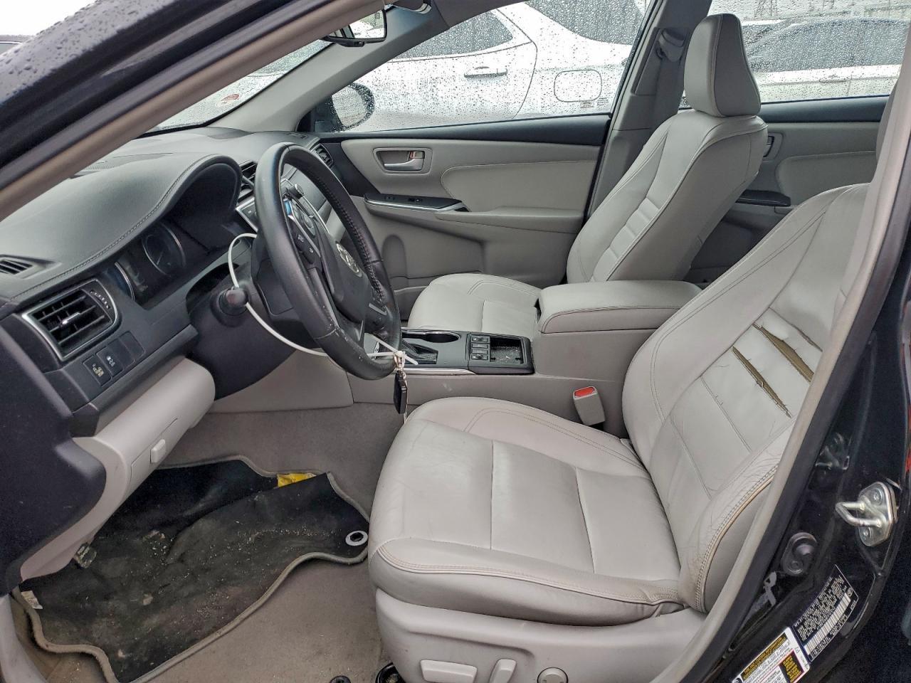 2015 Toyota Camry Hybrid - Фото 7
