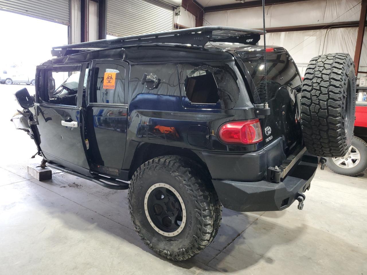 2007 Toyota Fj Cruiser - Image 2