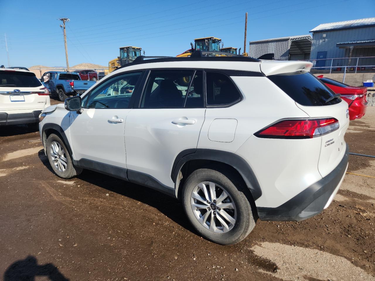 2025 Toyota Corolla Cross Le - Фото 2