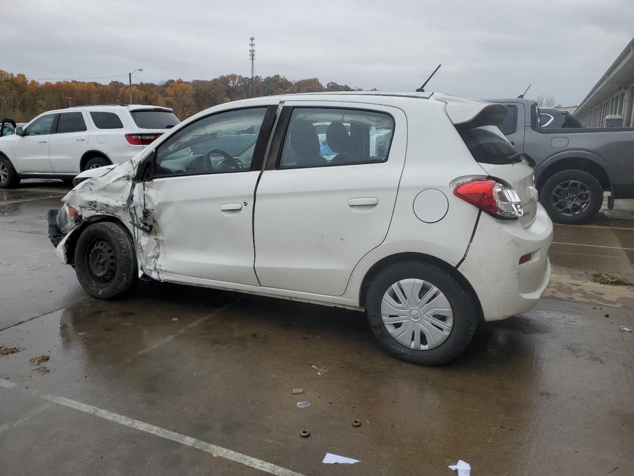 2020 Mitsubishi Mirage Es - Image 2