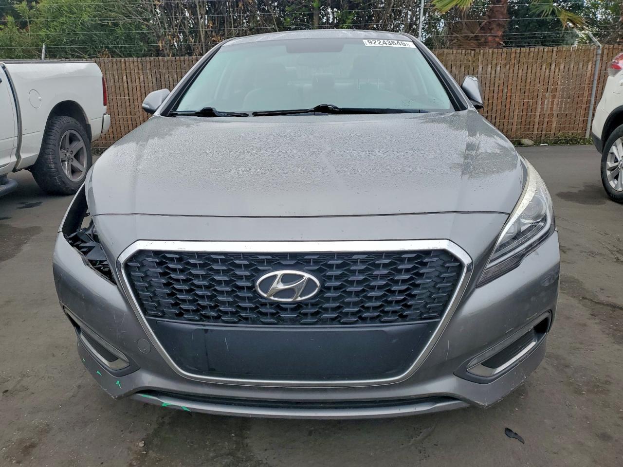 2017 Hyundai Sonata Hybrid - Фото 5