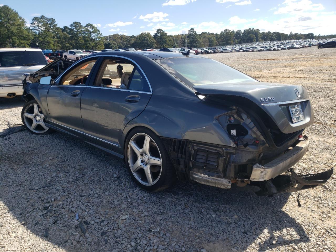 2010 Mercedes-Benz S 550 - Фото 2
