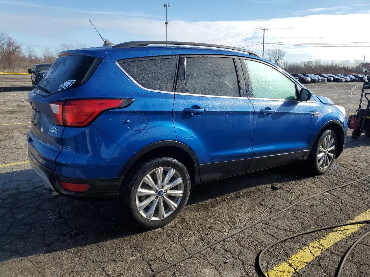 2019 Ford Escape Sel - Фото 3