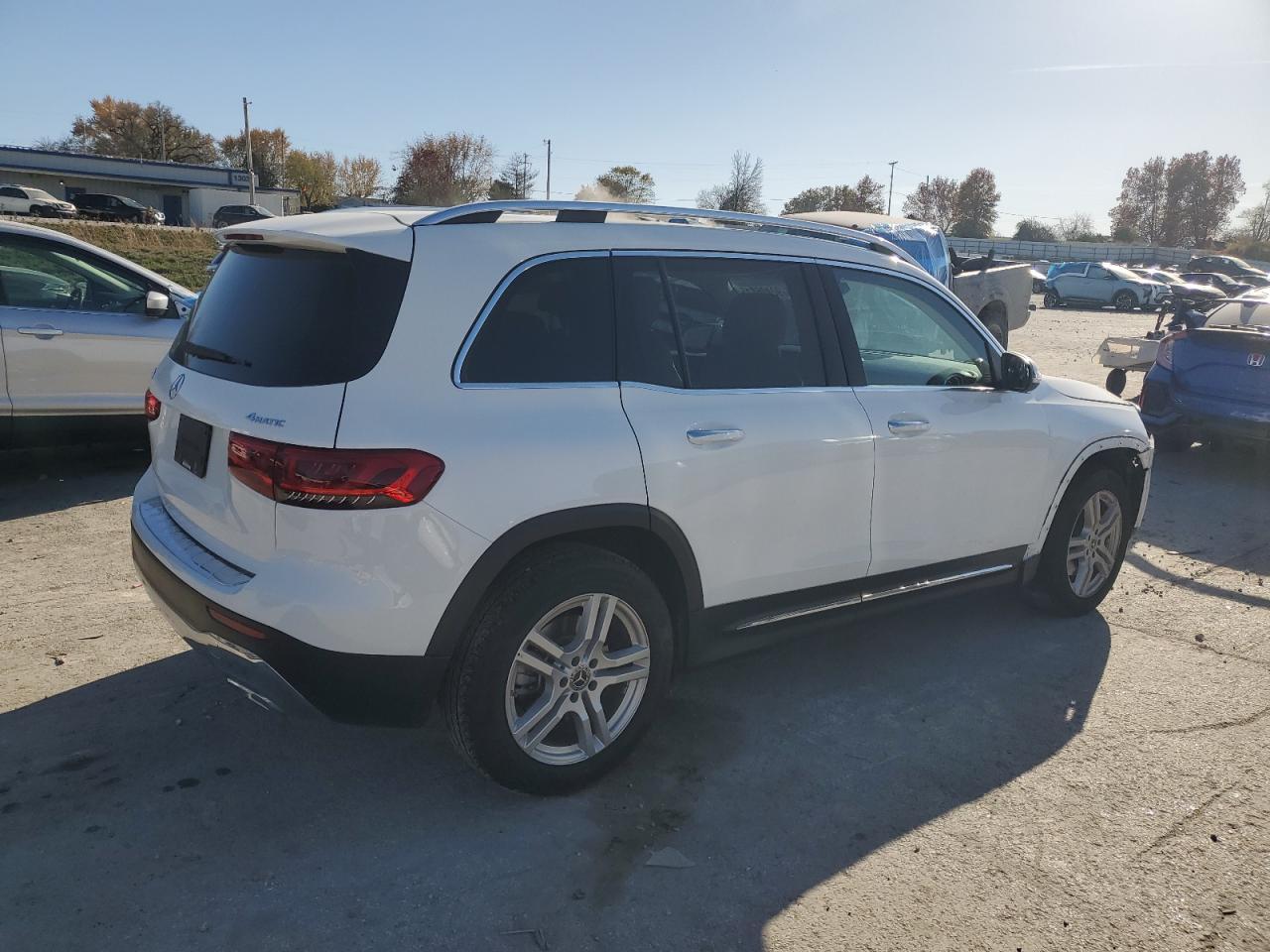 2022 Mercedes-Benz Glb 250 4Matic - Фото 3