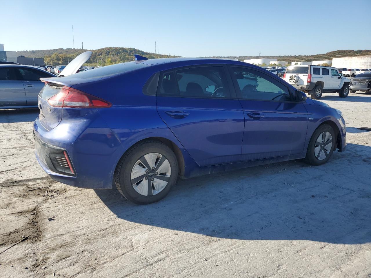 2019 Hyundai Ioniq Blue - Image 3
