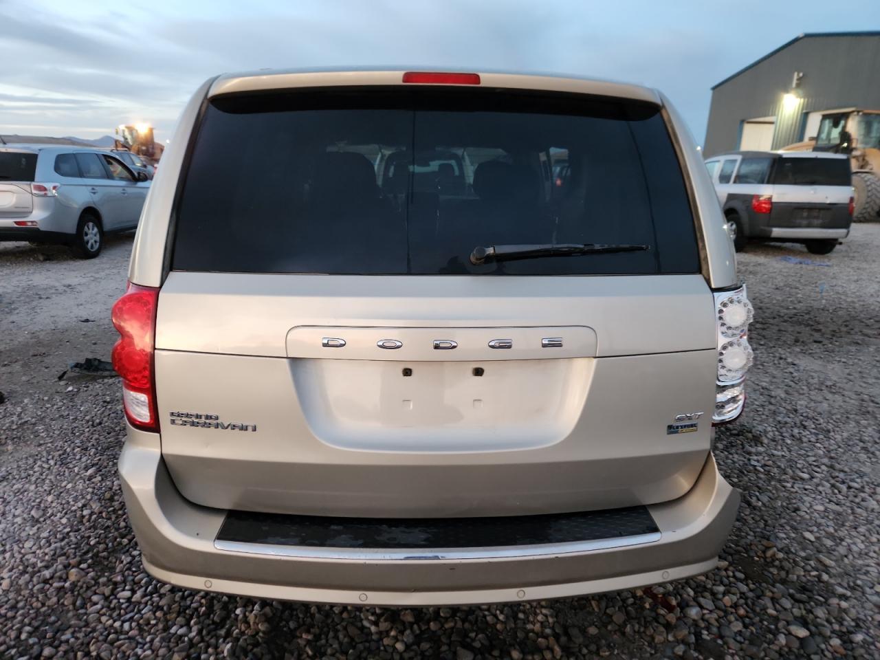 2014 Dodge Grand Caravan Sxt - Image 6