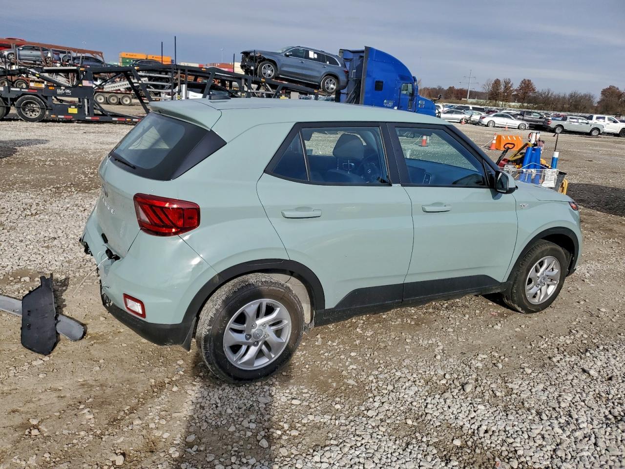 2025 Hyundai Venue Se - Фото 3