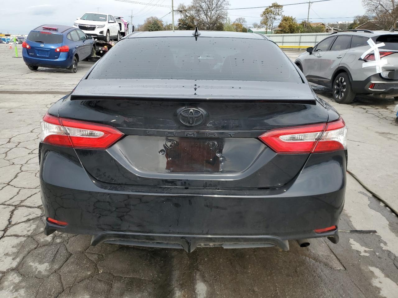 2021 Toyota Camry Se - Фото 6