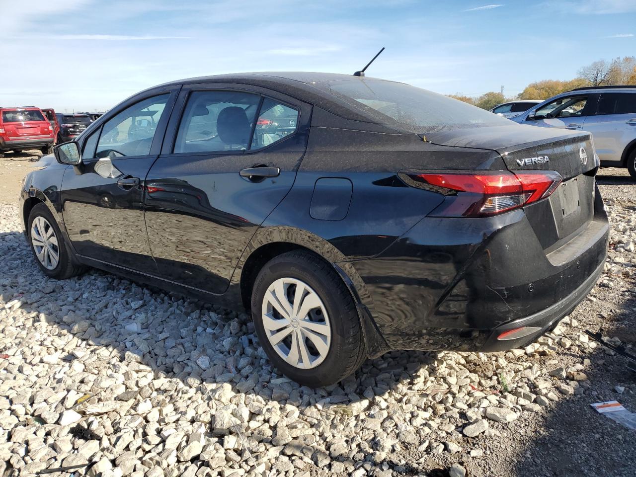 2024 Nissan Versa S - Фото 2
