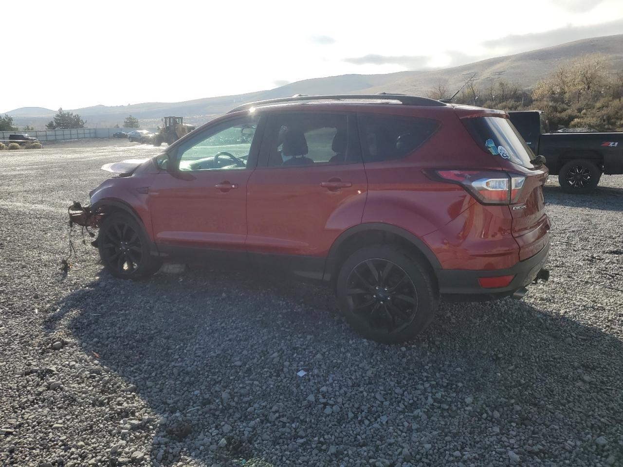 2017 Ford Escape Se - Фото 2