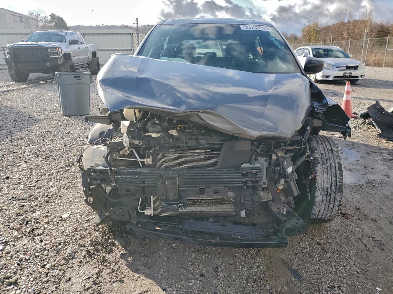 2020 Nissan Kicks S - Фото 5