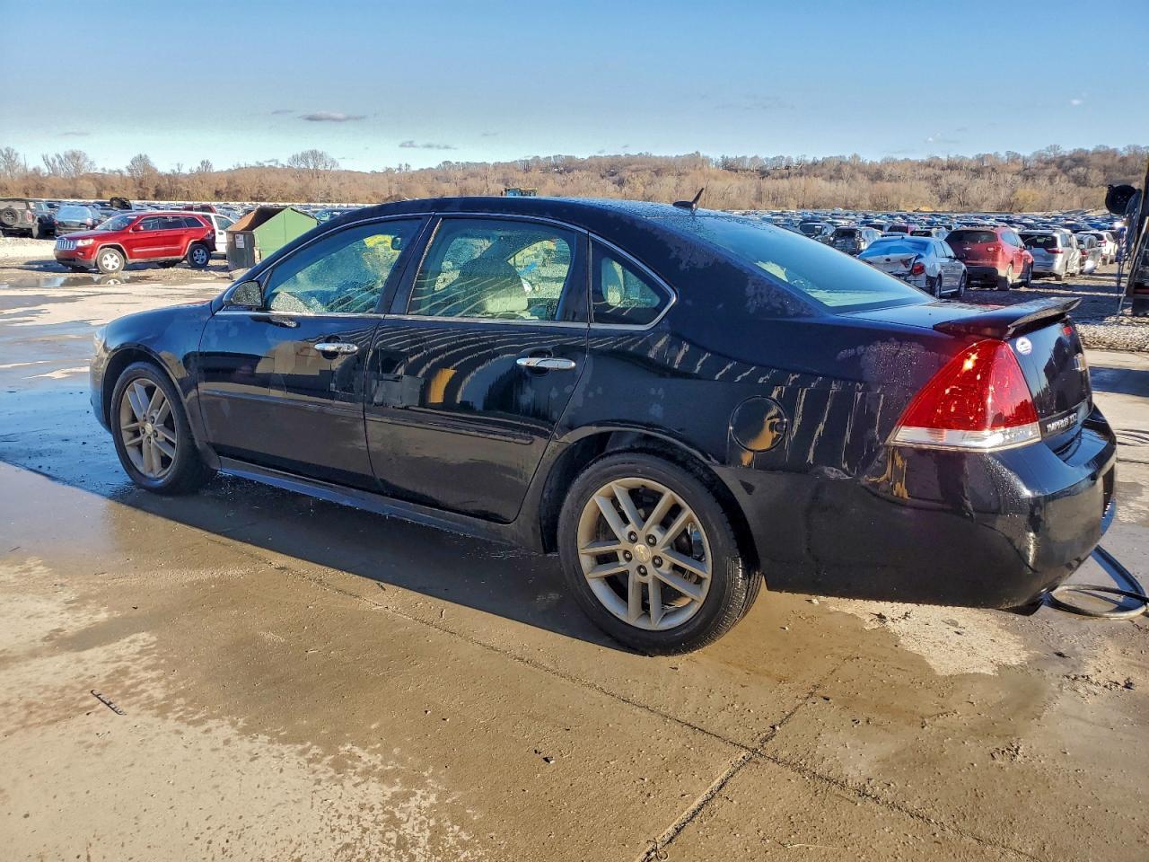 2014 Chevrolet Impala Limited Ltz - Image 2