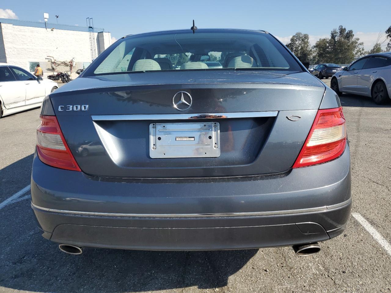 2009 Mercedes-Benz C 300 - Image 6