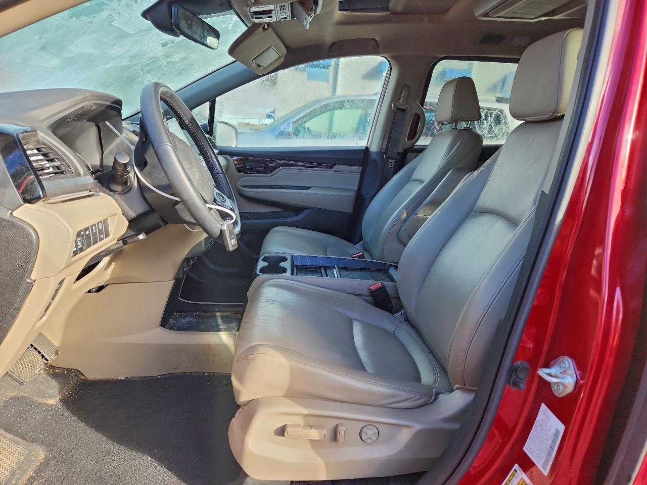 2024 Honda Odyssey Touring - Фото 7