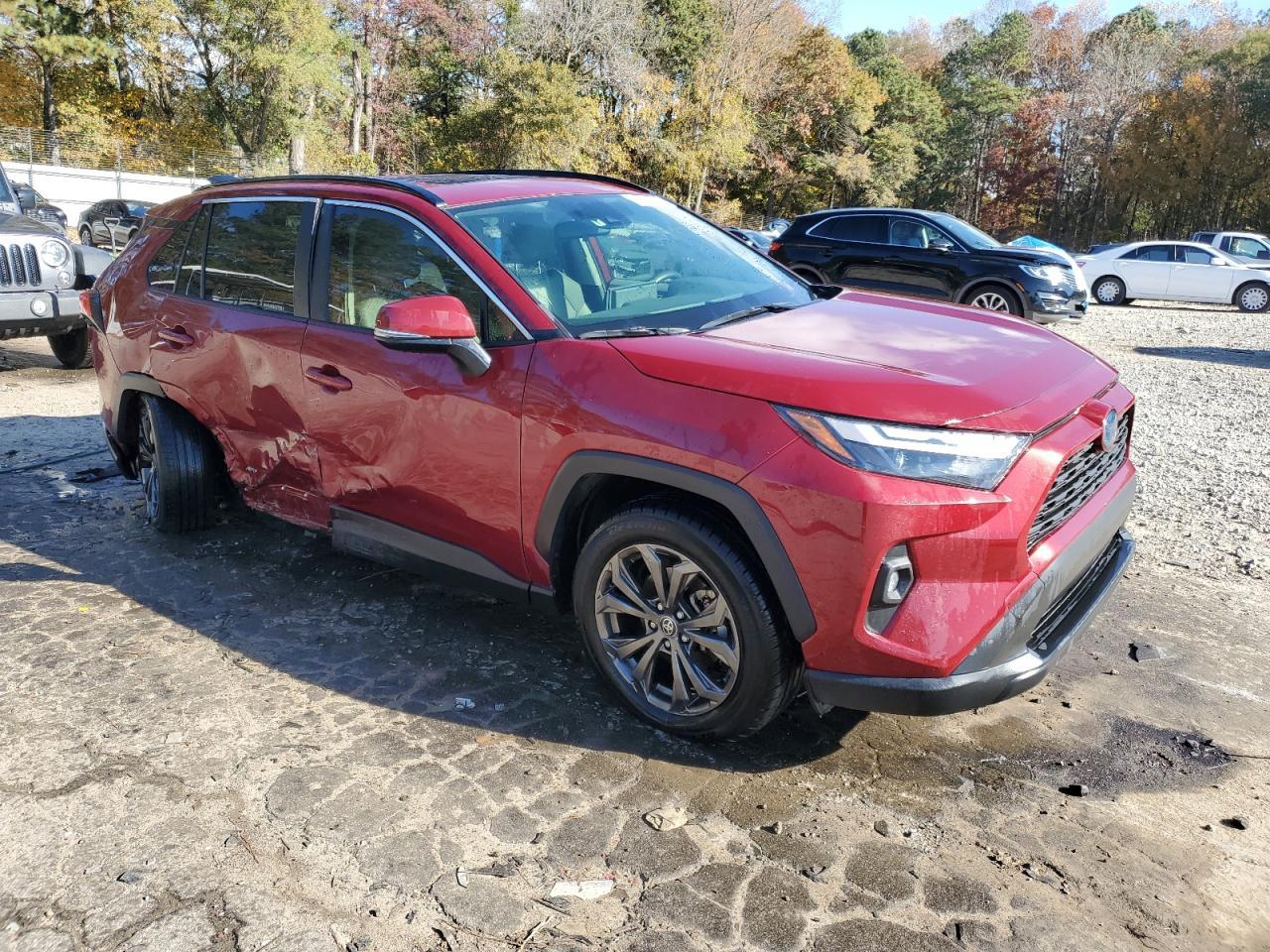 2024 Toyota Rav4 Xle Premium - Image 4