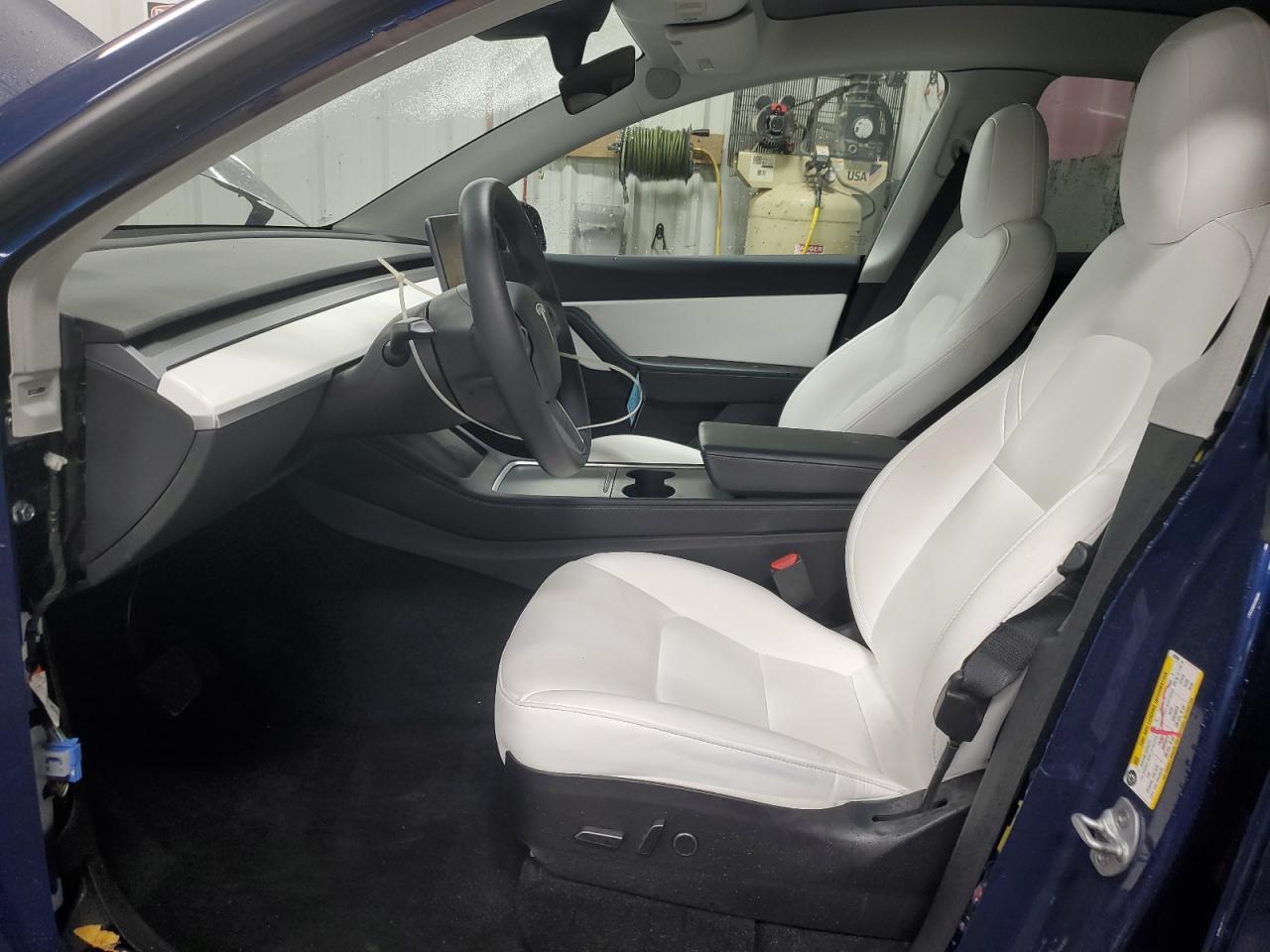 2022 Tesla Model Y - Фото 7