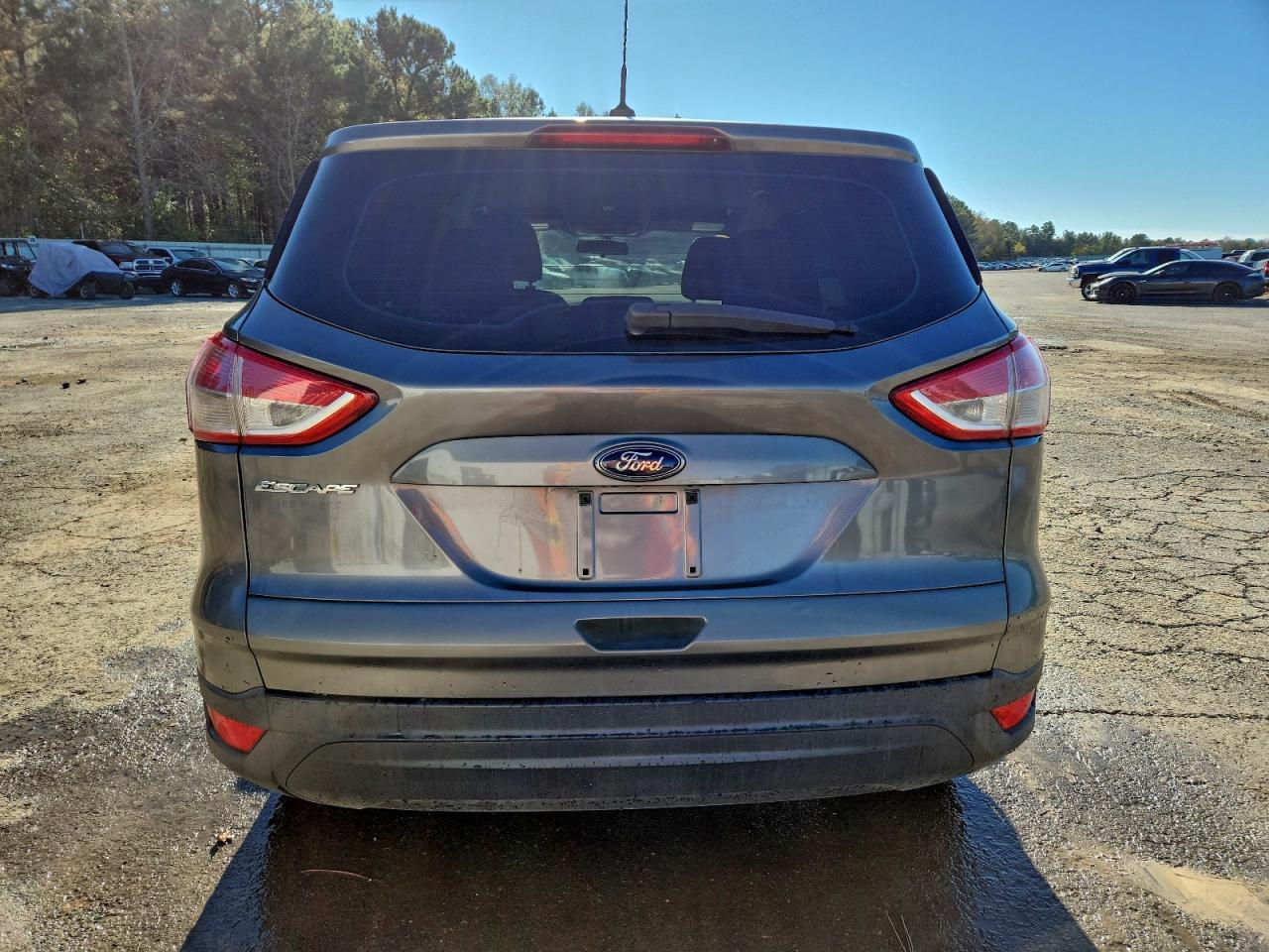 2013 Ford Escape S - Фото 6