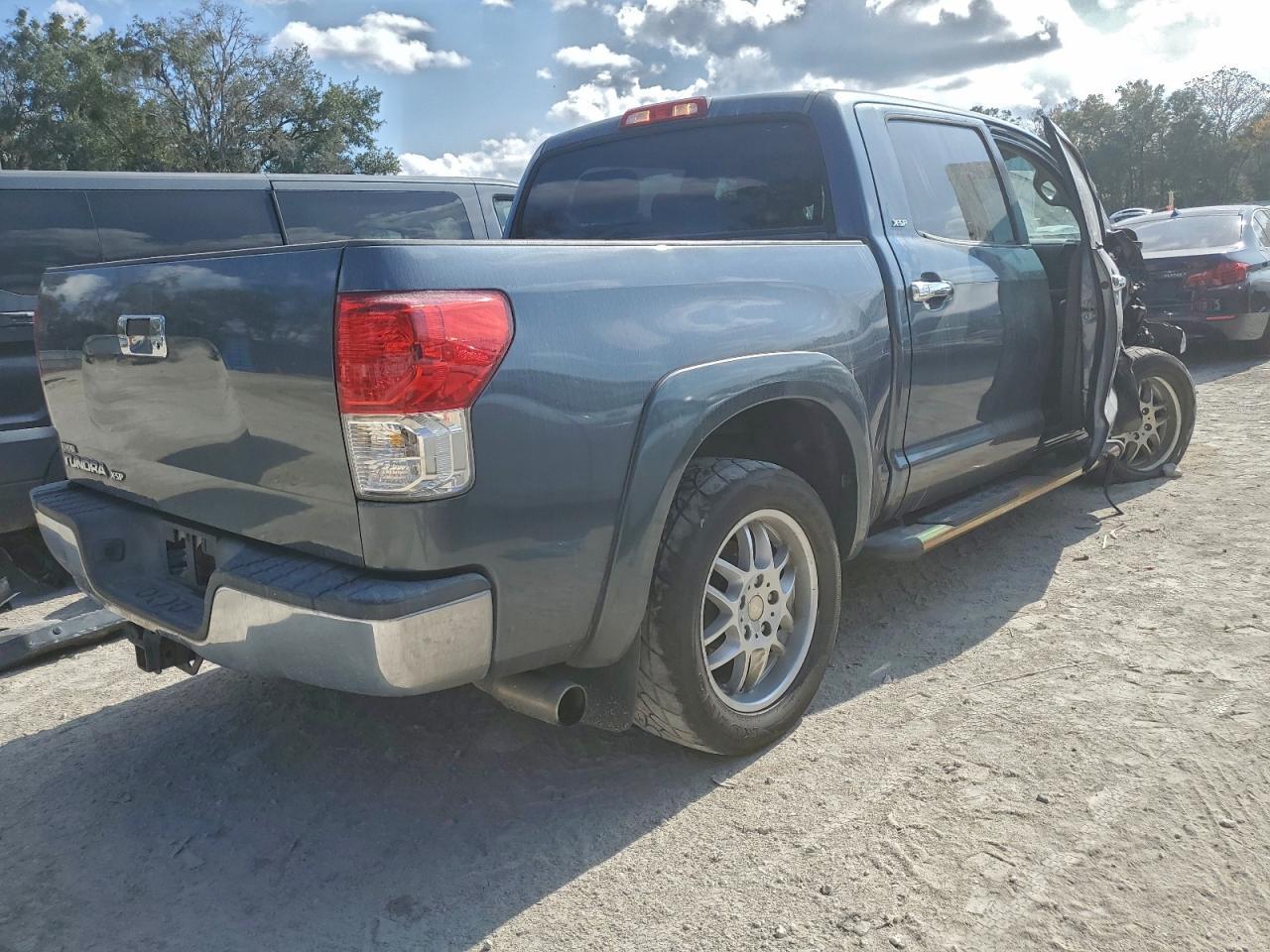 2010 Toyota Tundra Crewmax Sr5 - Фото 3