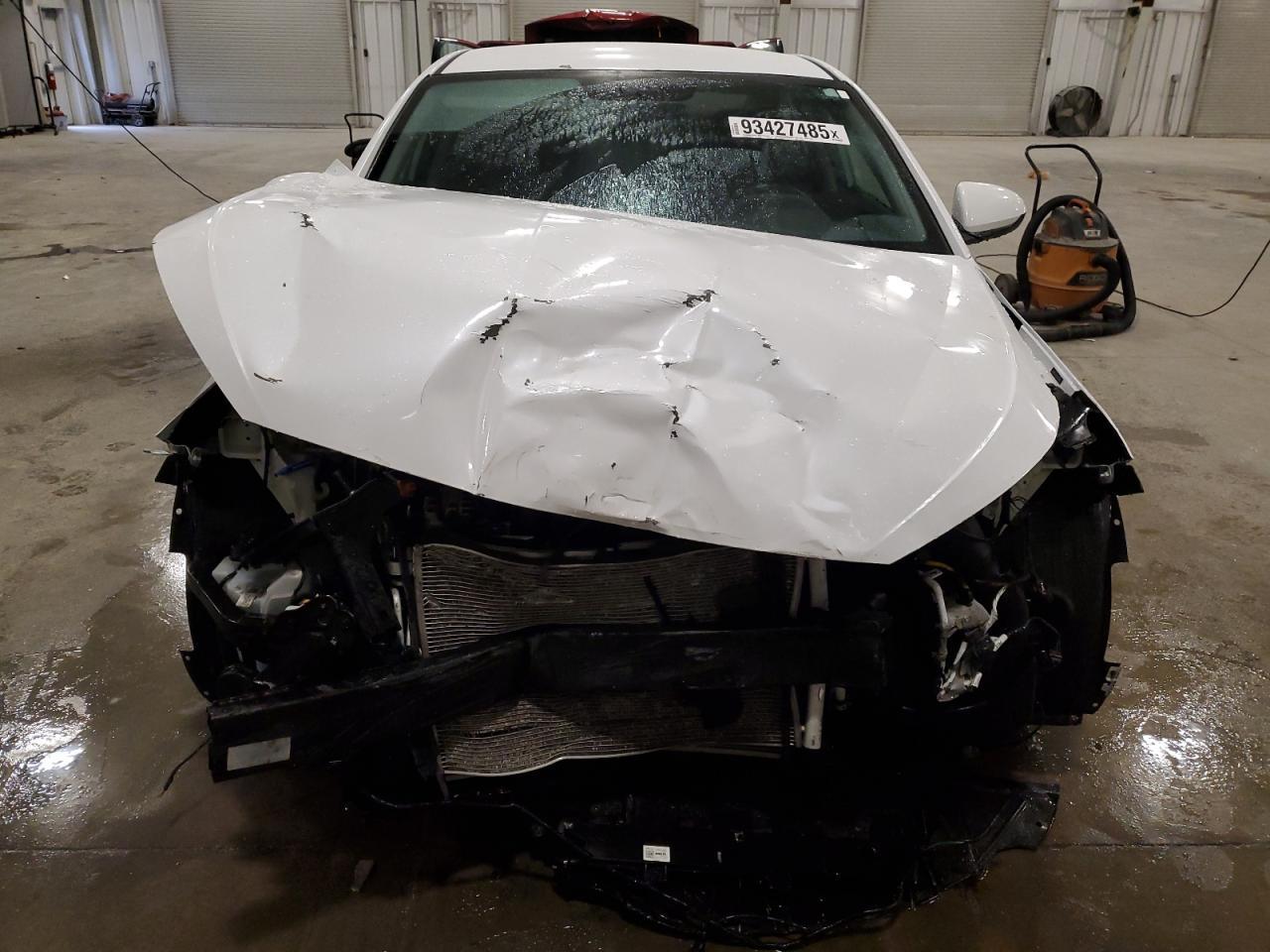 2019 Hyundai Elantra Se - Image 5