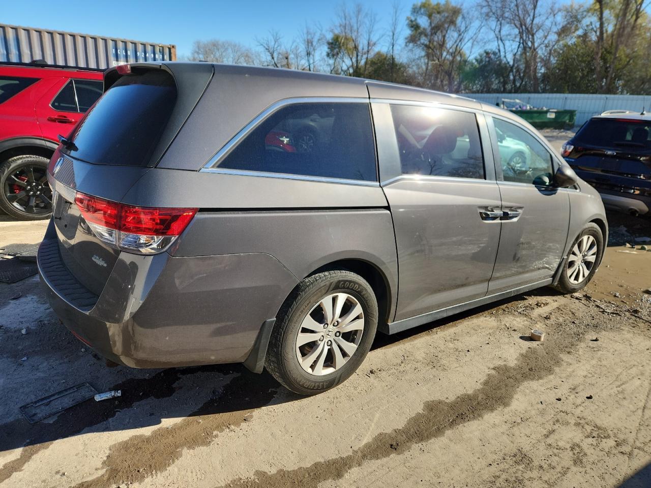 2015 Honda Odyssey Exl - Image 3