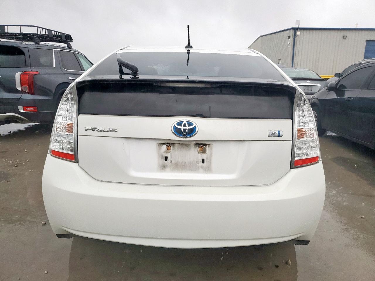2011 Toyota Prius - Image 6