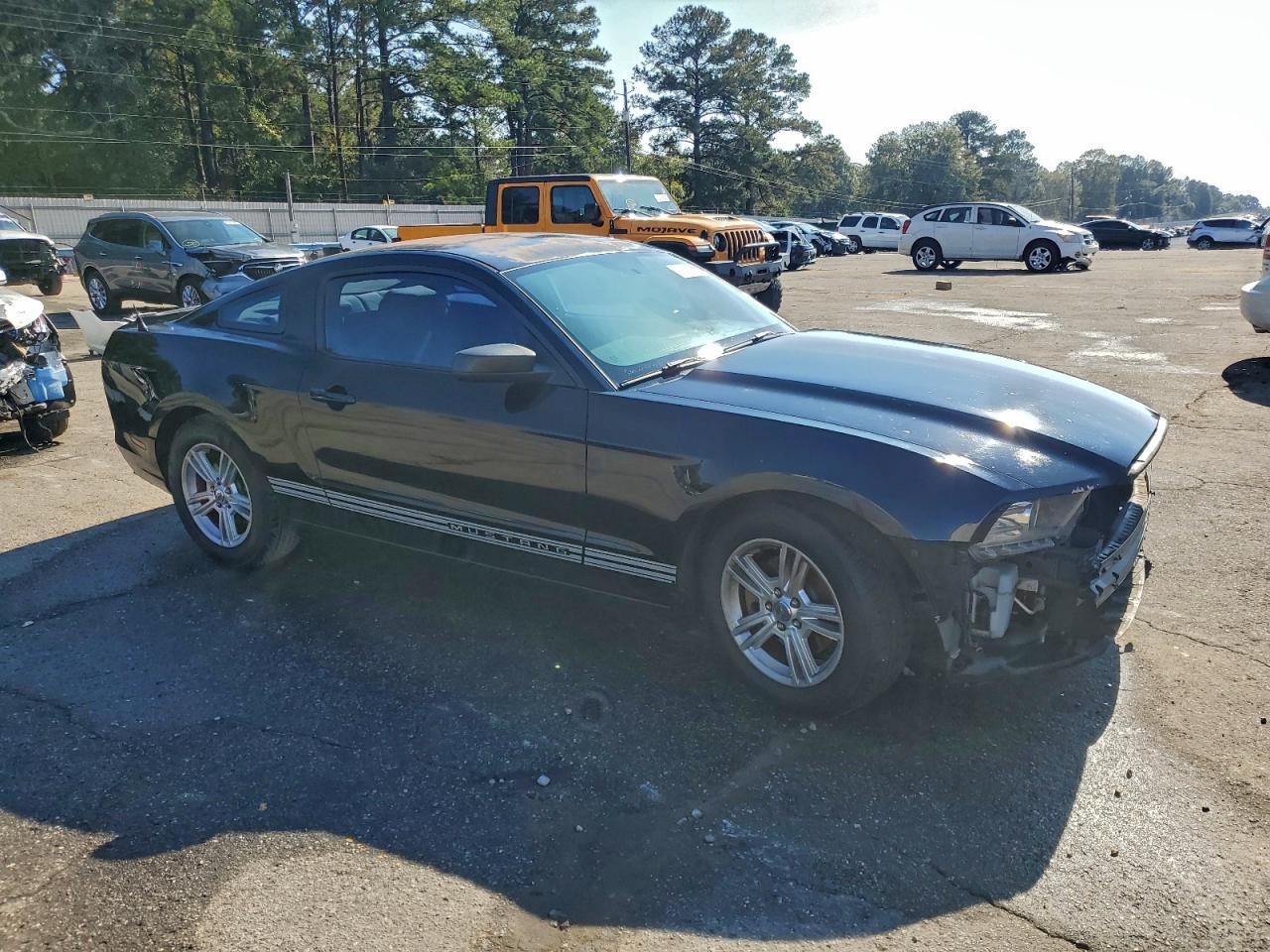2014 Ford Mustang - Image 4