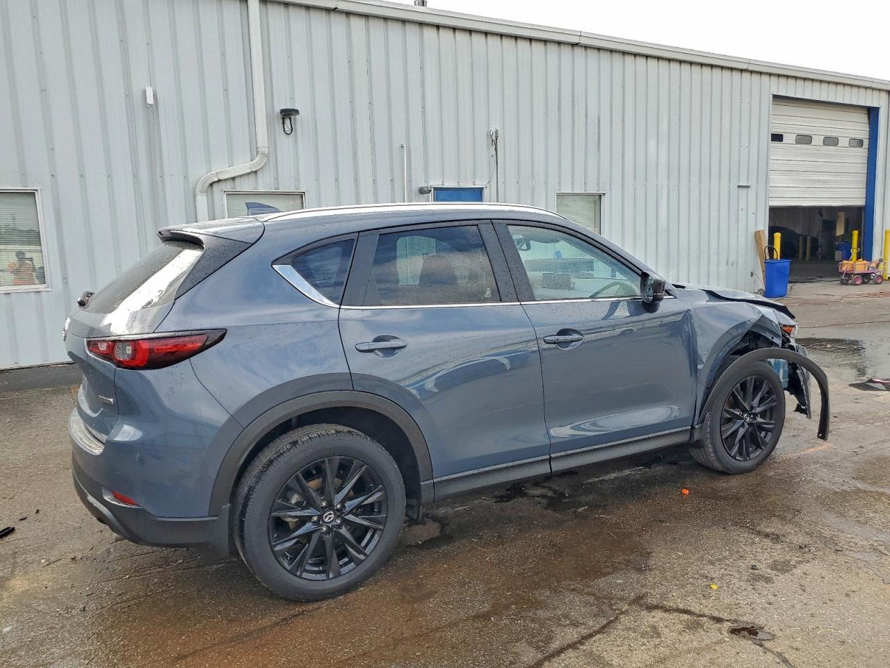 2023 Mazda Cx-5 Preferred - Image 3