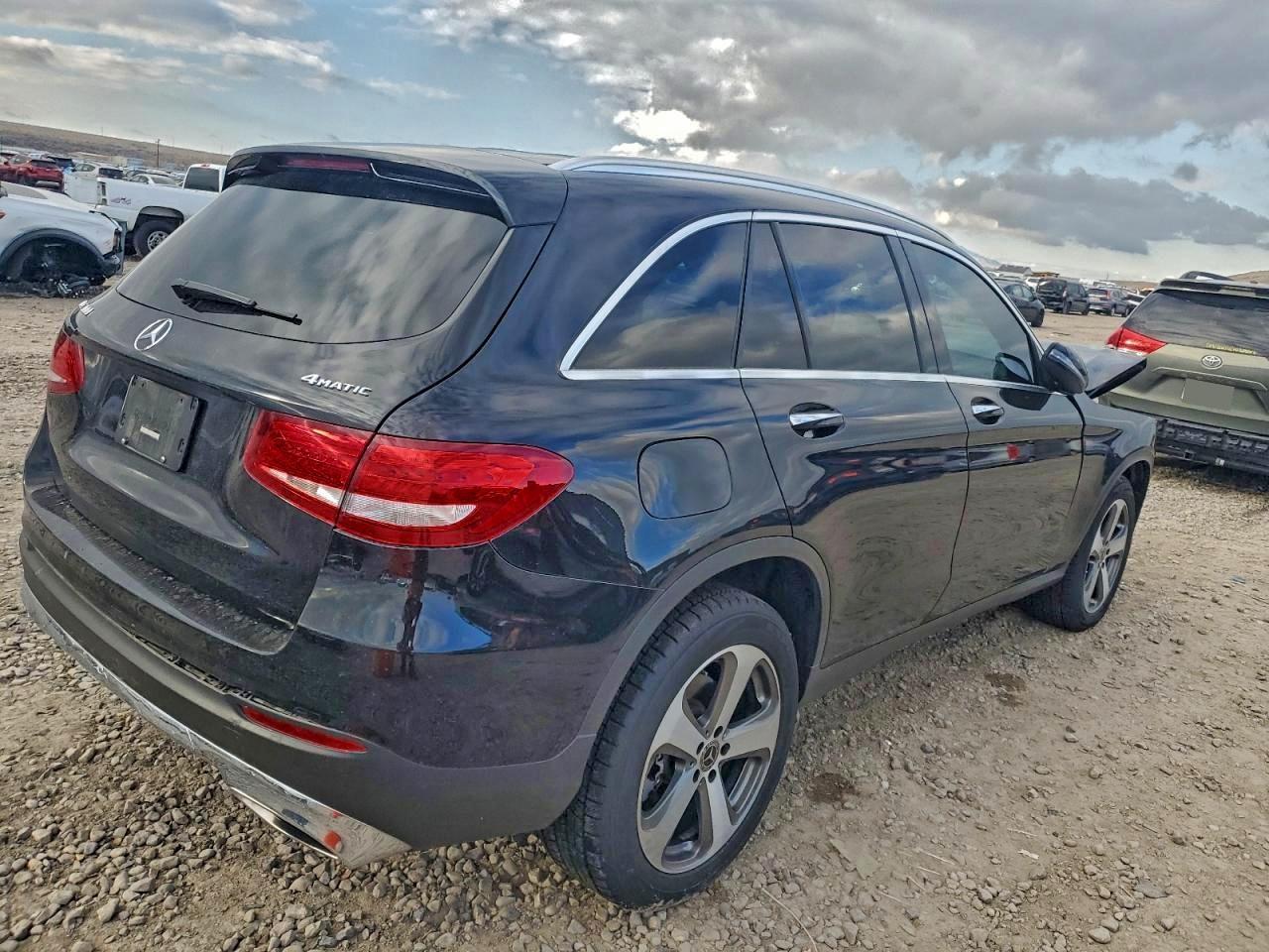 2019 Mercedes-Benz Glc 300 4Matic - Image 3