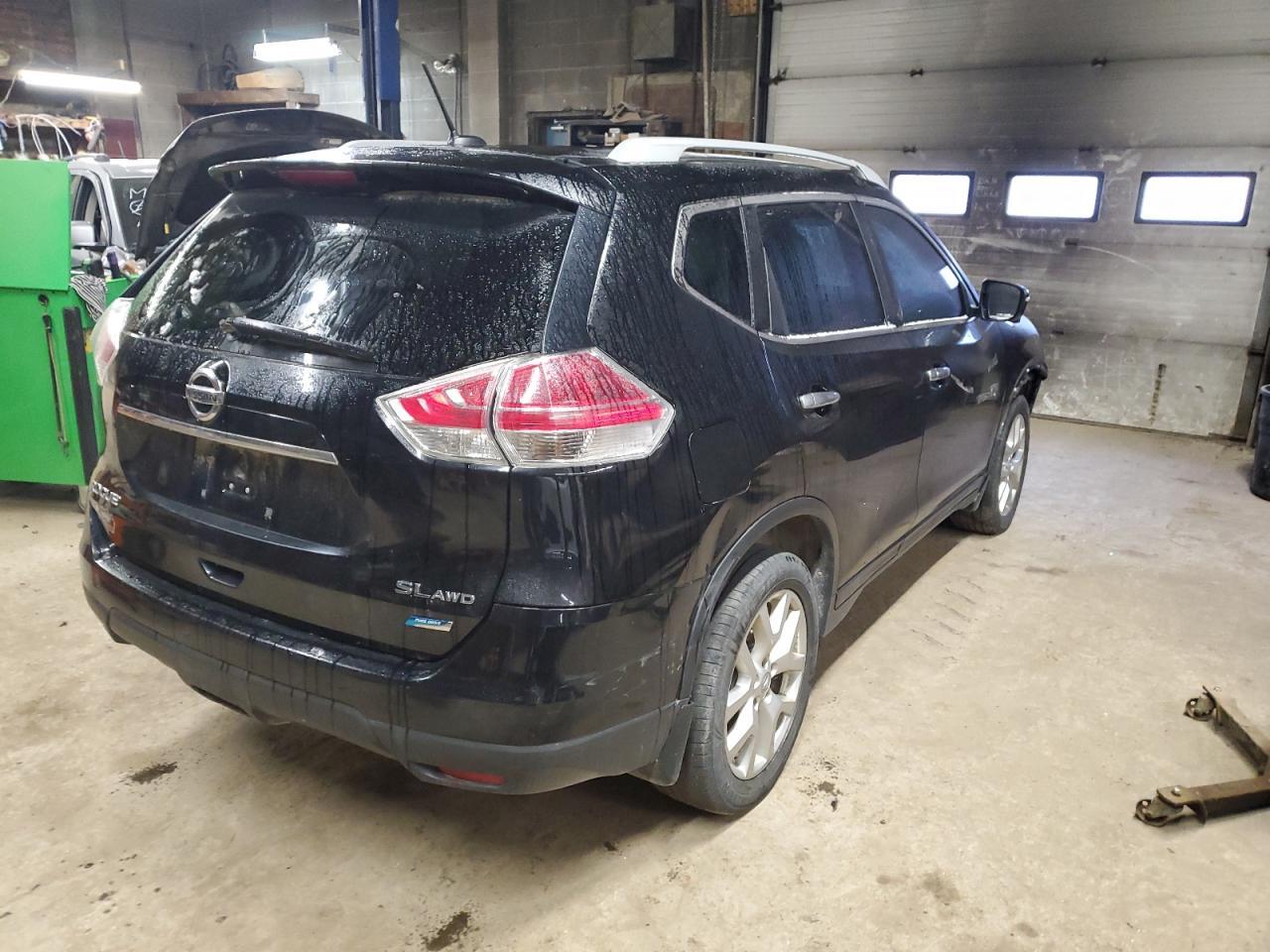 2014 Nissan Rogue S - Фото 3