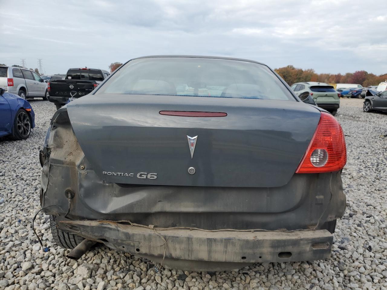 2009 Pontiac G6 - Image 6