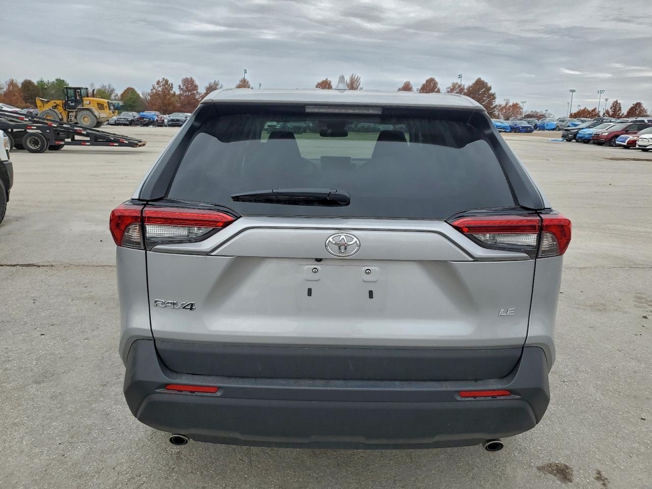 2025 Toyota Rav4 Le - Фото 6