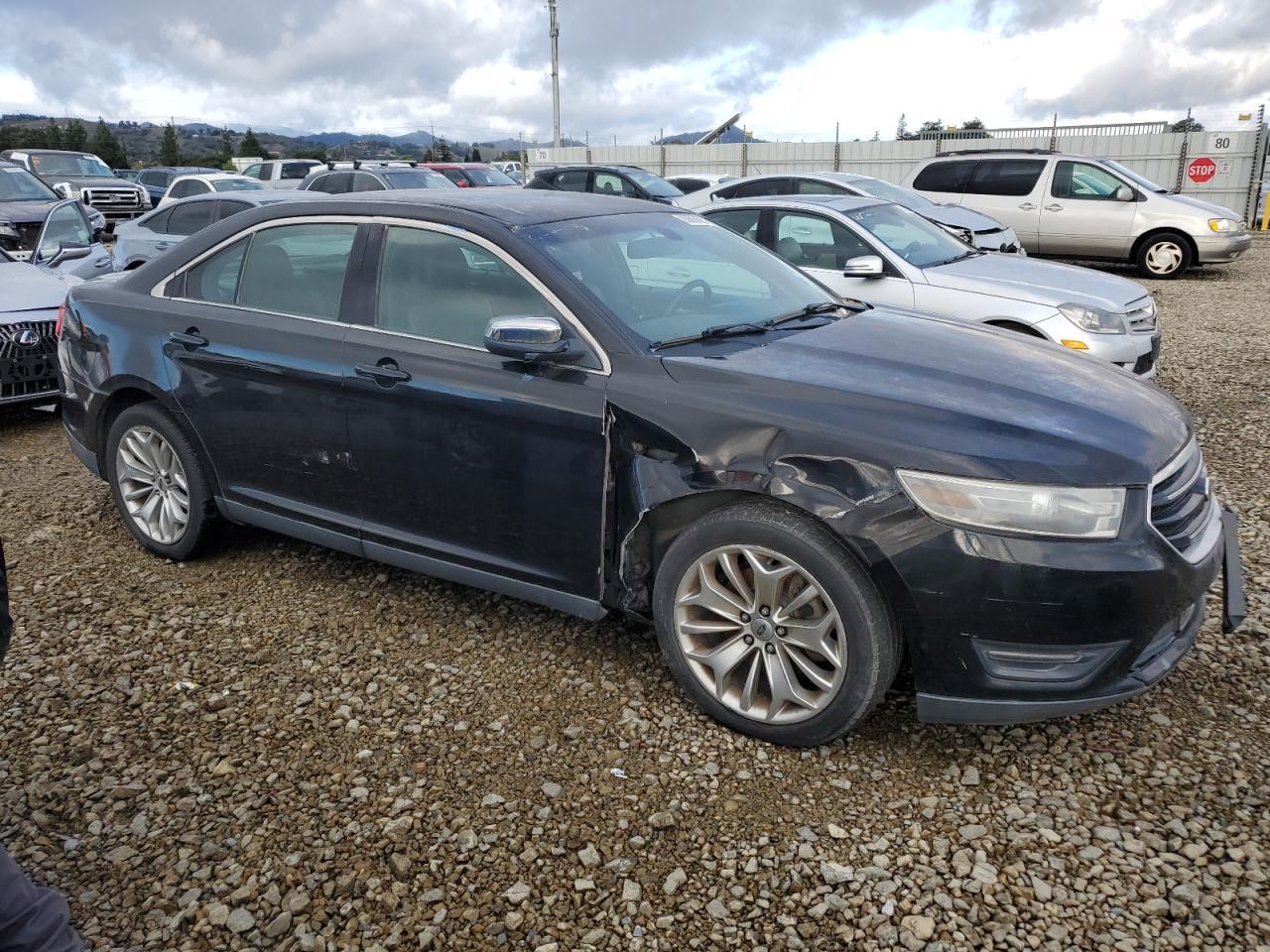 2013 Ford Taurus Limited - Image 4
