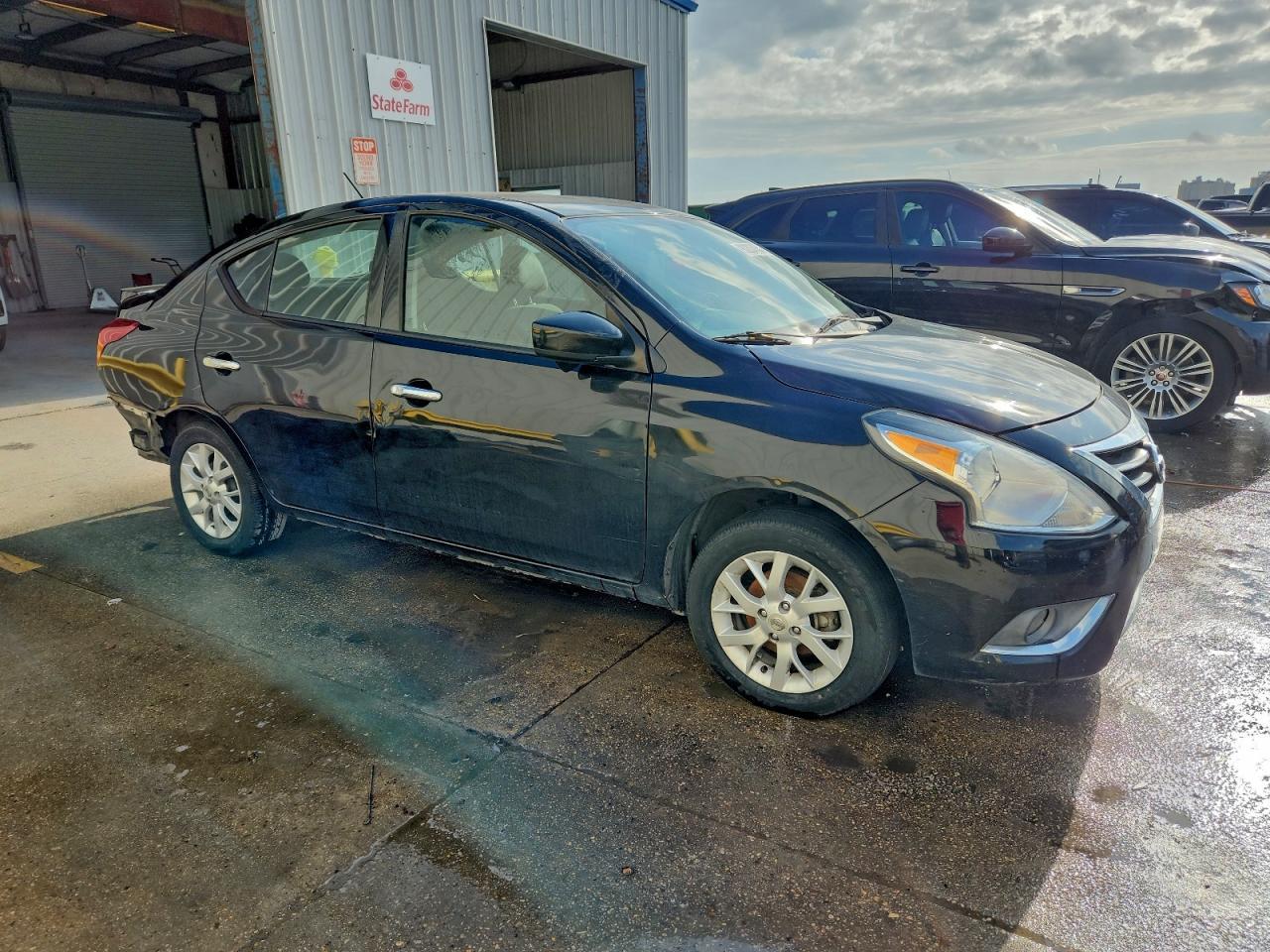 2018 Nissan Versa S - Image 4