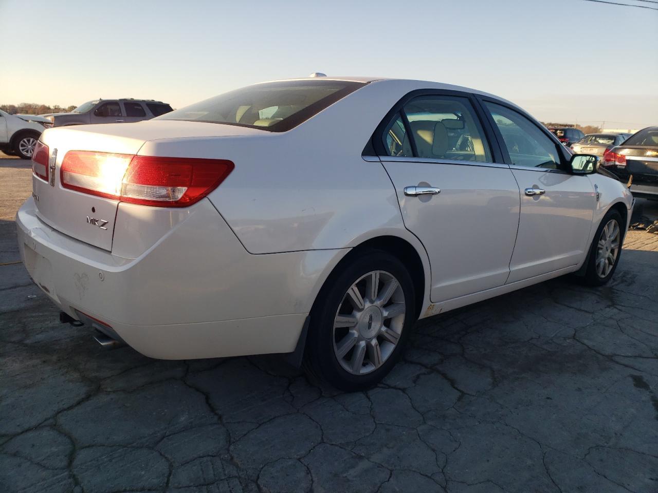 2011 Lincoln Mkz - Фото 3
