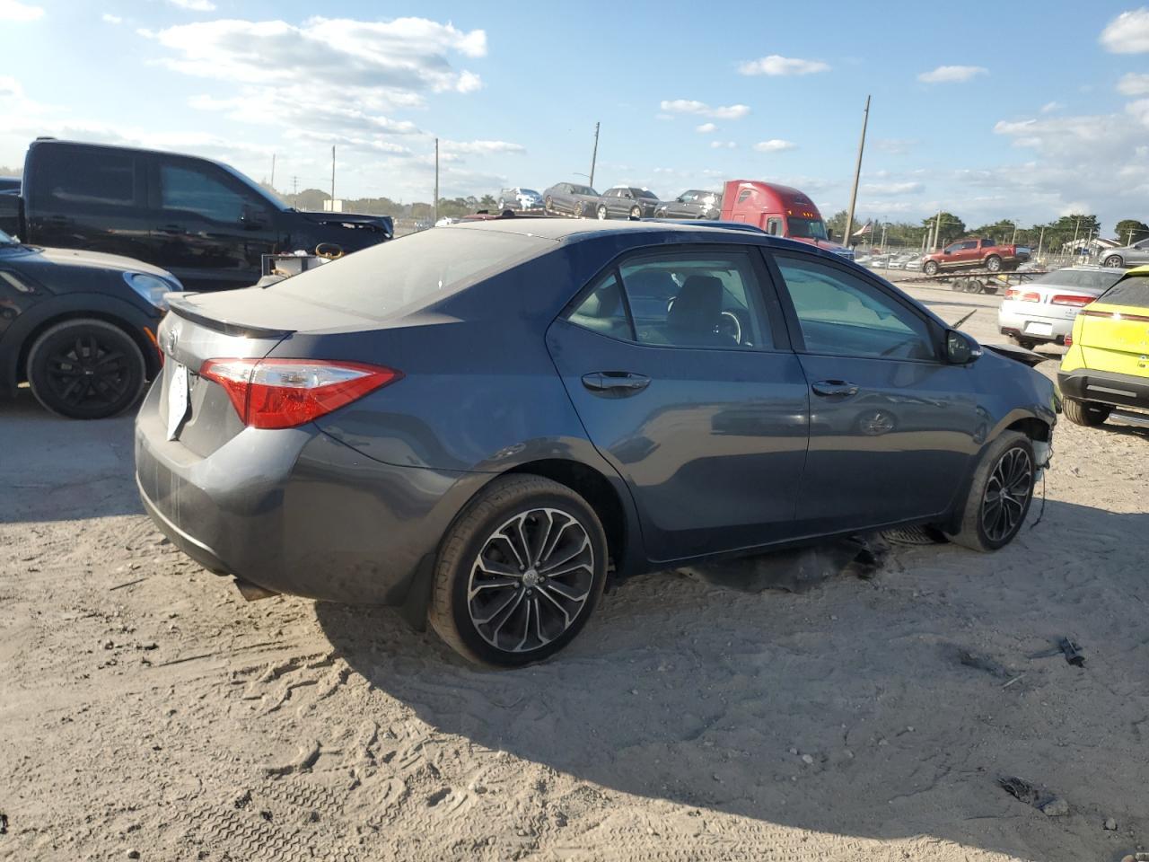 2016 Toyota Corolla L - Фото 3