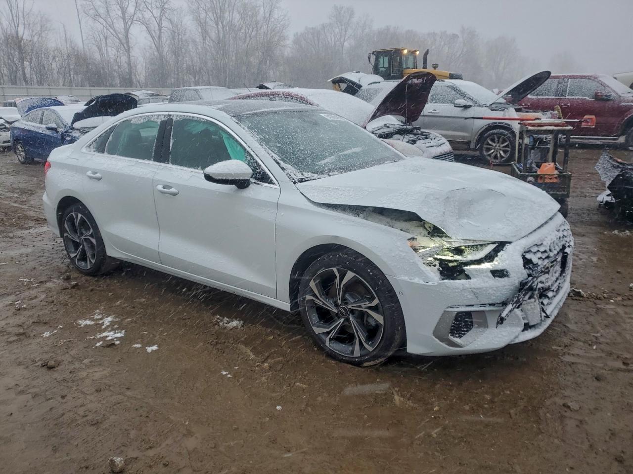 2022 Audi A3 Premium Plus - Фото 4
