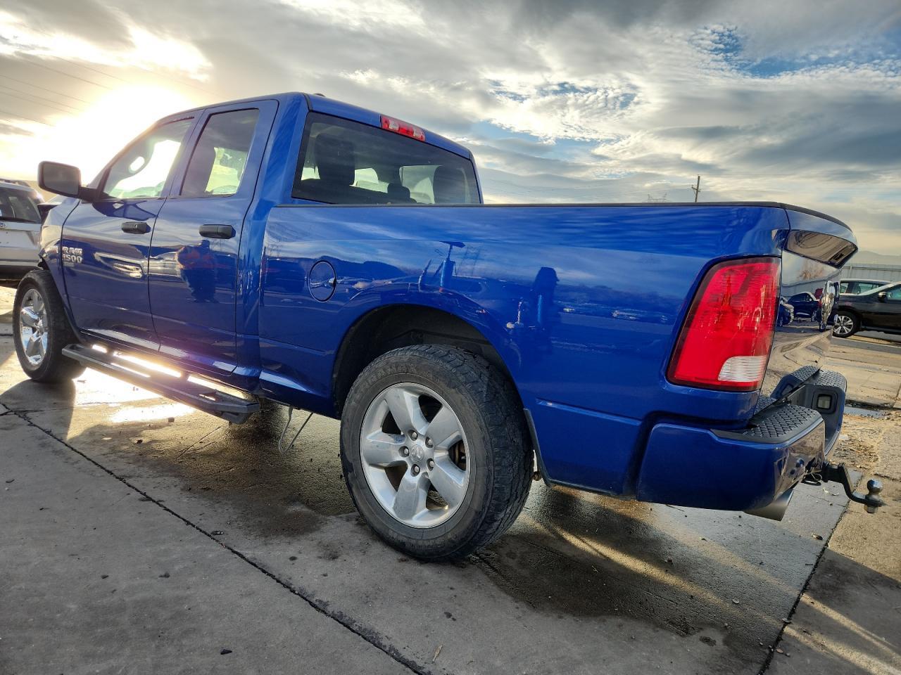 2019 Ram 1500 Classic Tradesman - Фото 2
