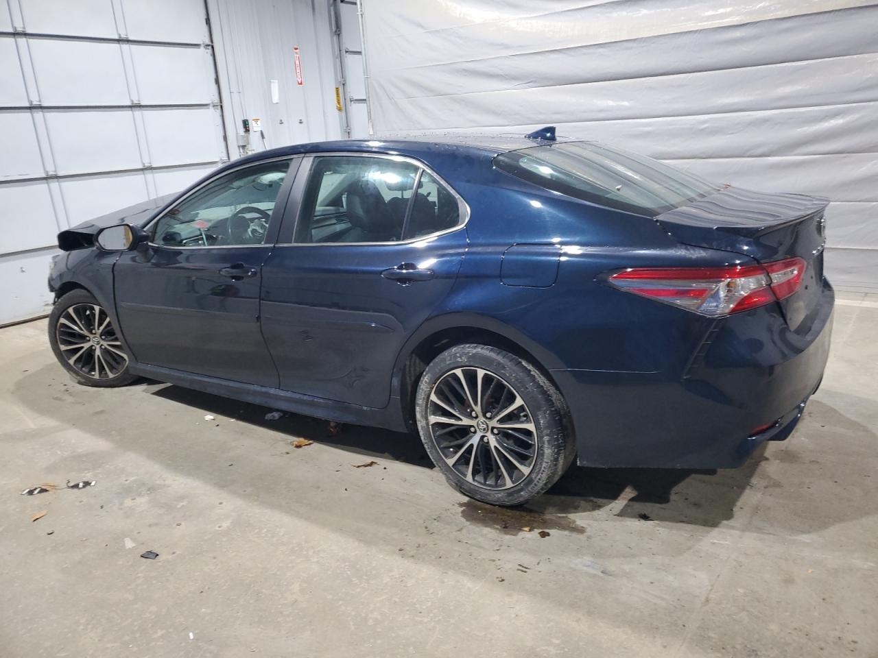 2019 Toyota Camry L - Image 2