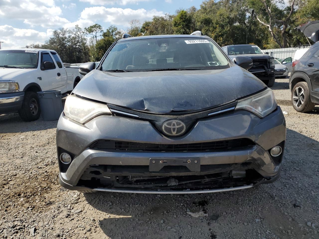 2017 Toyota Rav4 Xle - Фото 5