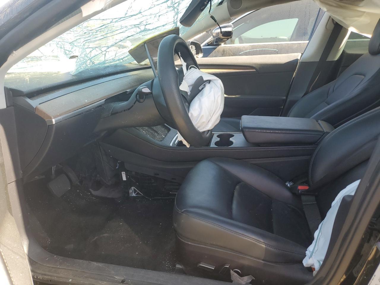 2022 Tesla Model 3 - Фото 7