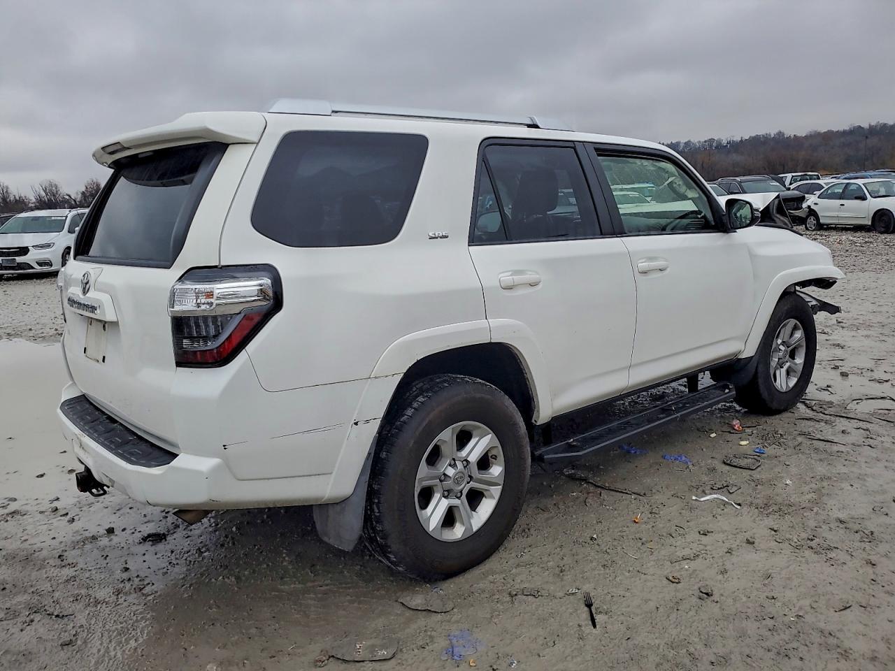 2016 Toyota 4Runner Sr5/Sr5 Premium - Фото 3