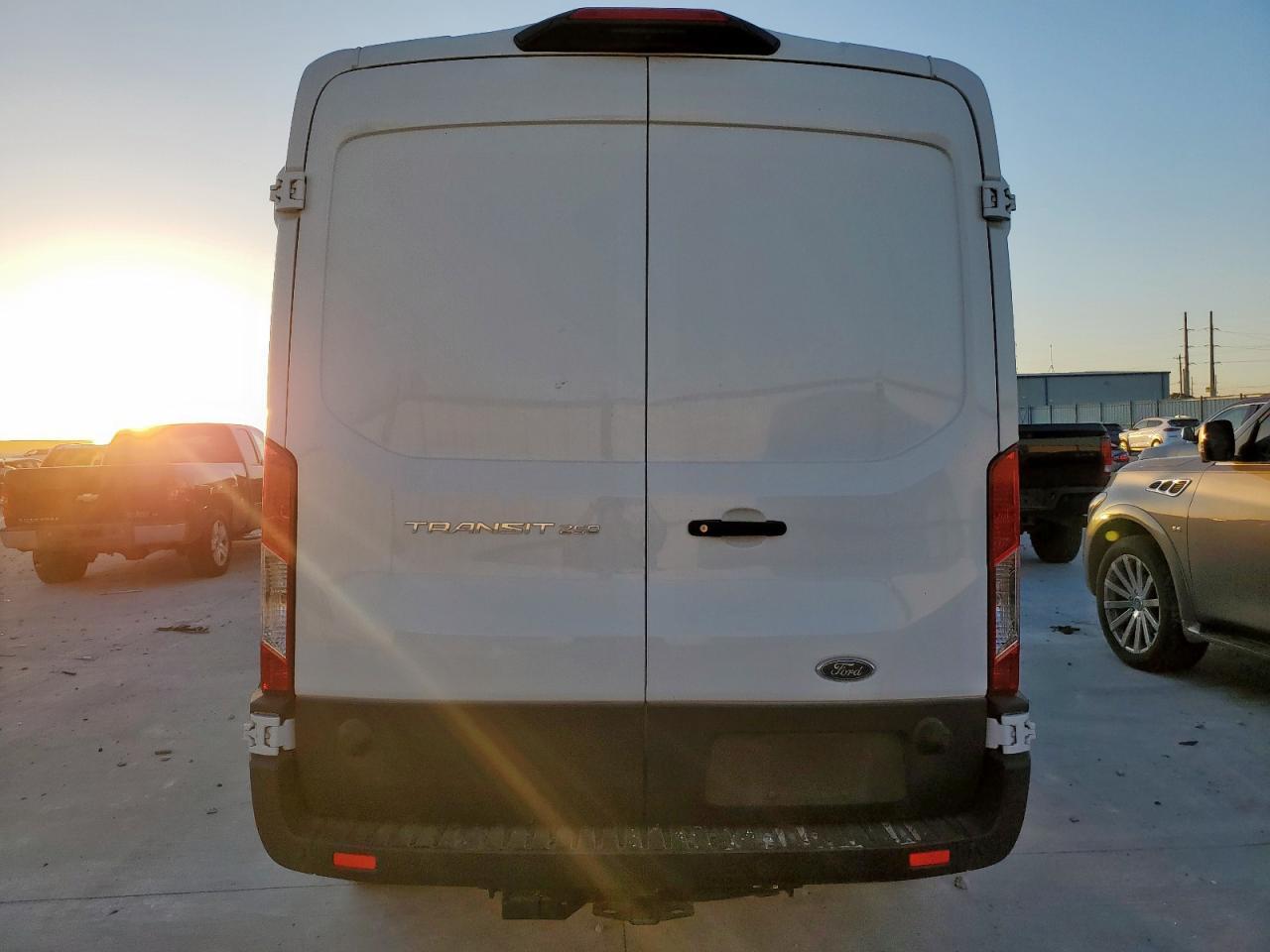 2024 Ford Transit T-250 - Image 6