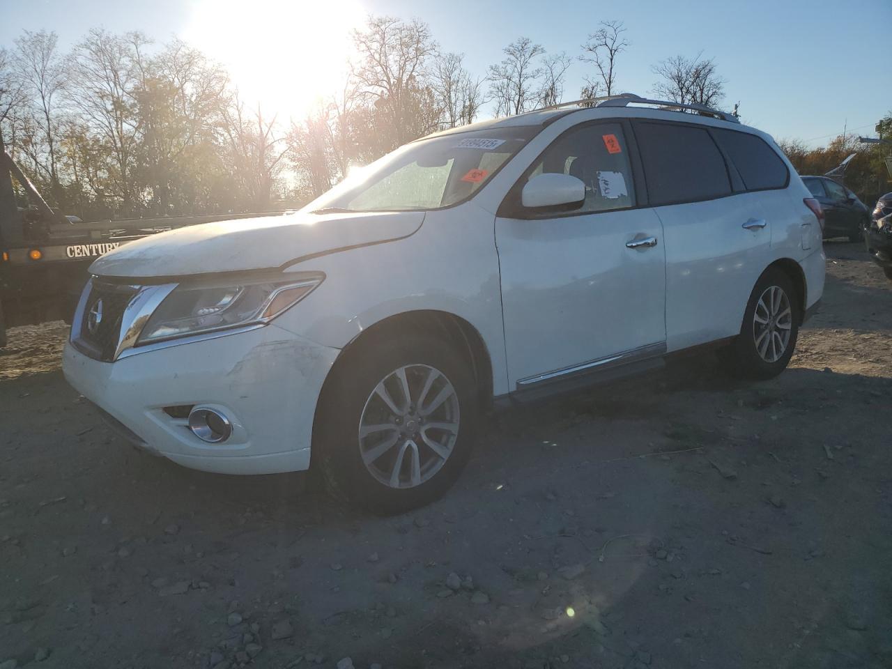 2015 Nissan Pathfinder S