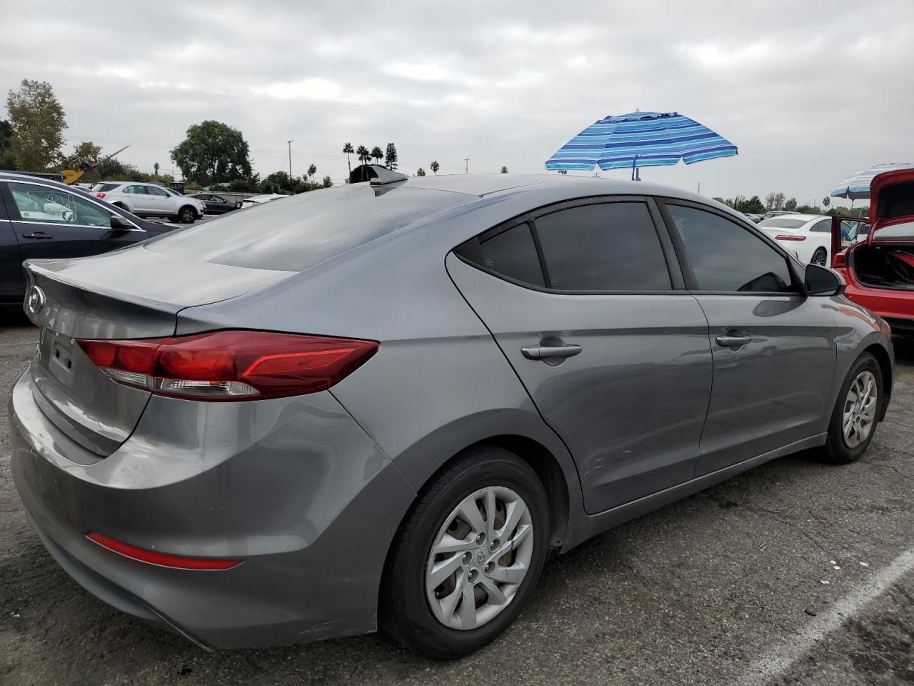 2018 Hyundai Elantra Sel - Фото 3