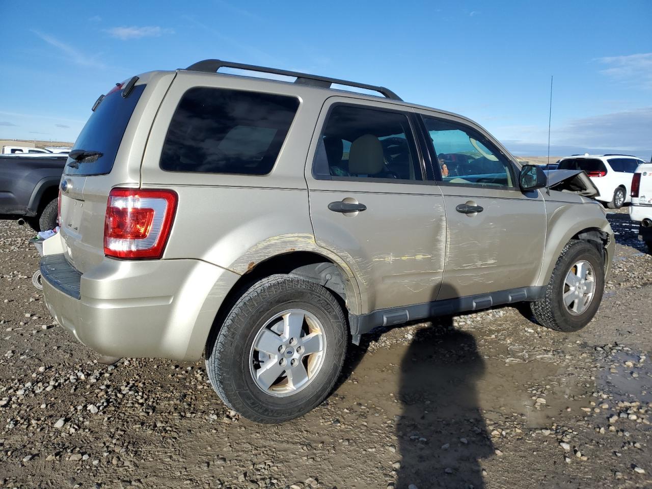 2011 Ford Escape Xlt - Image 3