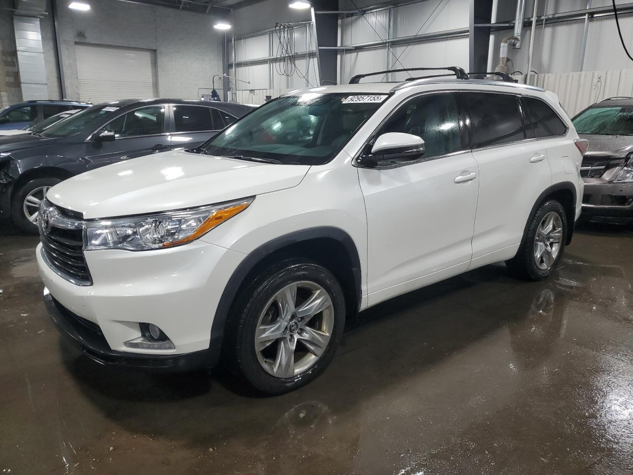 2016 Toyota Highlander Limited