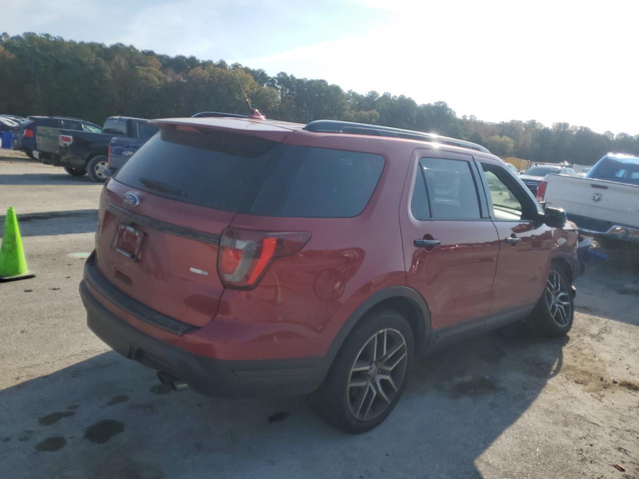 2018 Ford Explorer Sport - Фото 3